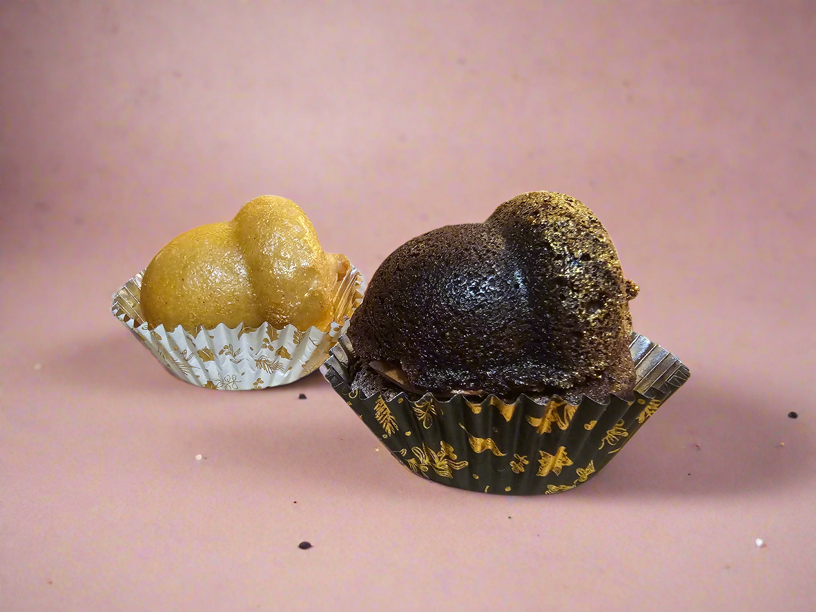 Adorable Cakelets Mini Cakes - Trio of Cute Paw Print or Acorn Shaped Cakes, Various Flavours Available