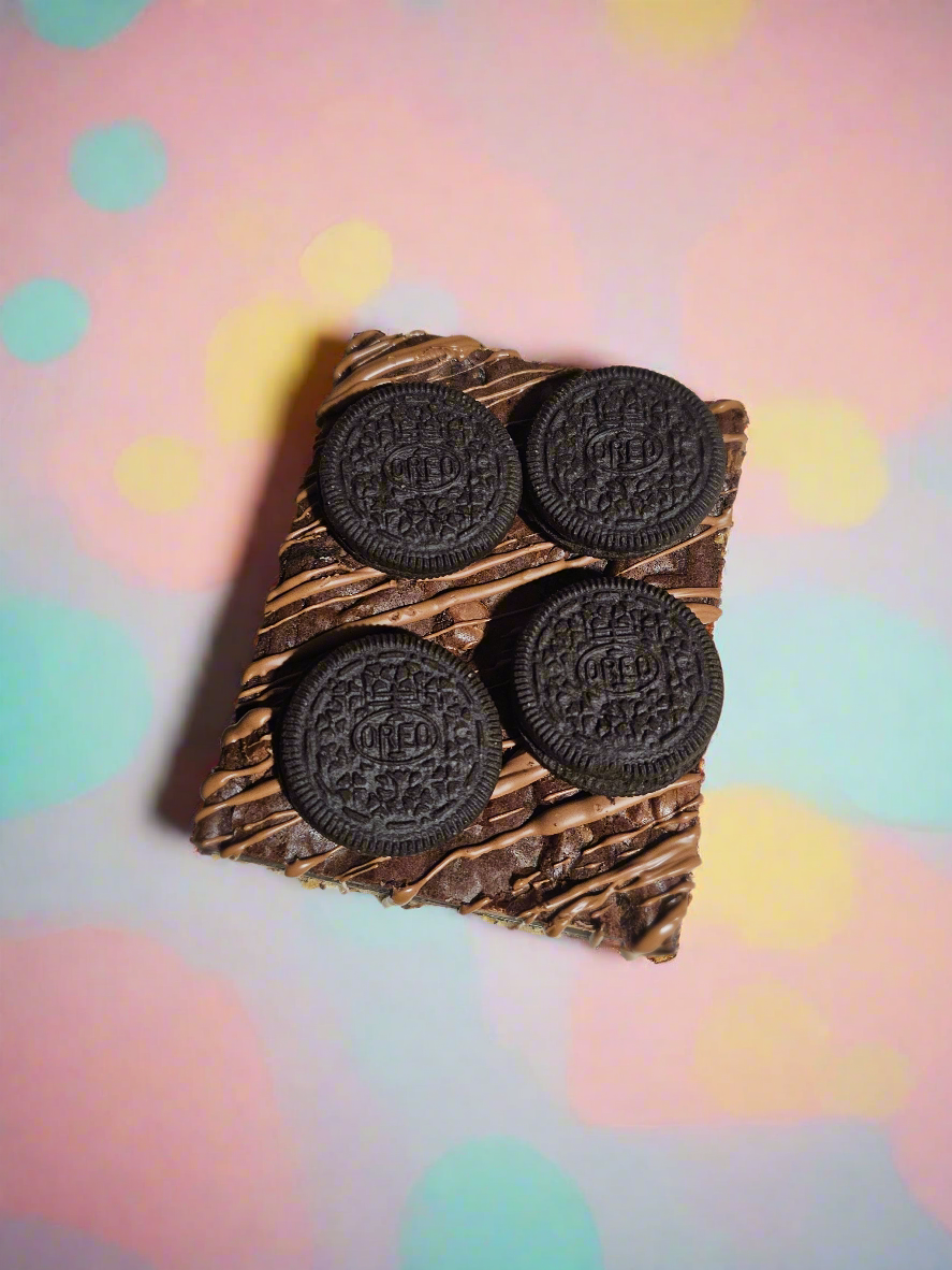 Mega Blondie/Brownie