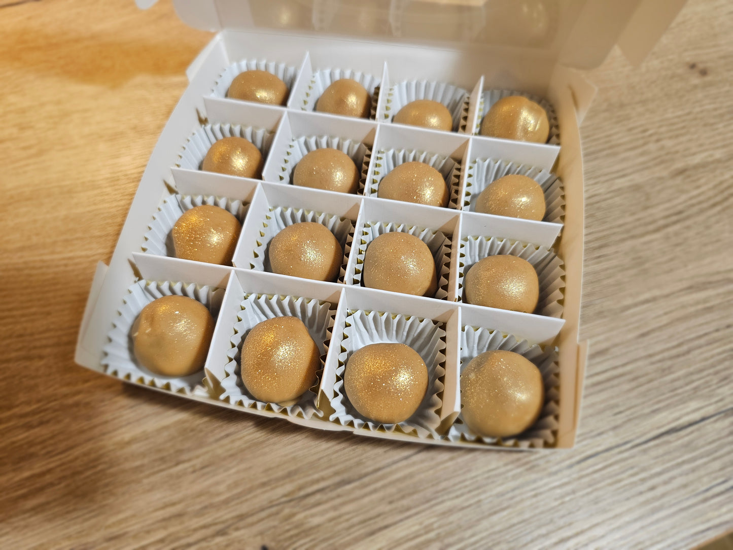Speculoos Truffles - Sharing Box of 16